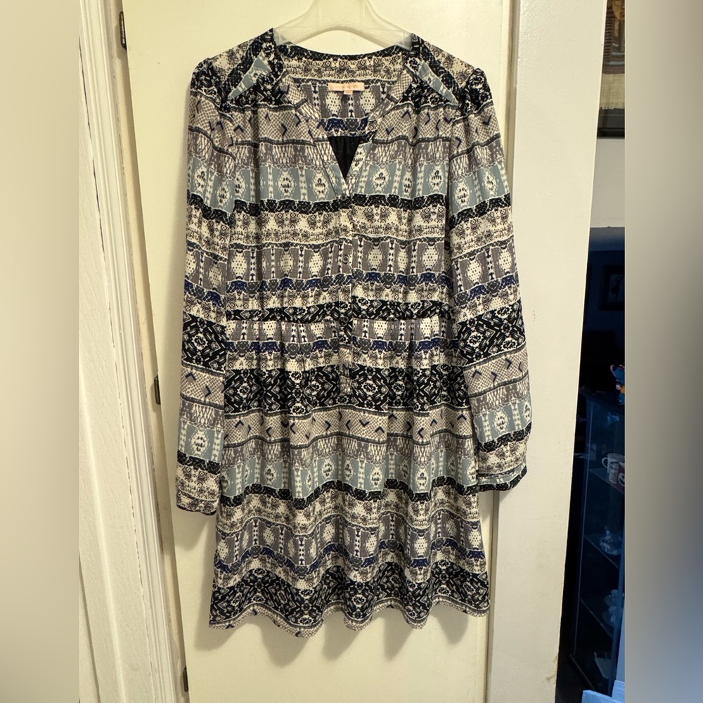 Skies Are Blue Black and White Long Sleeve V-Neck Sundress